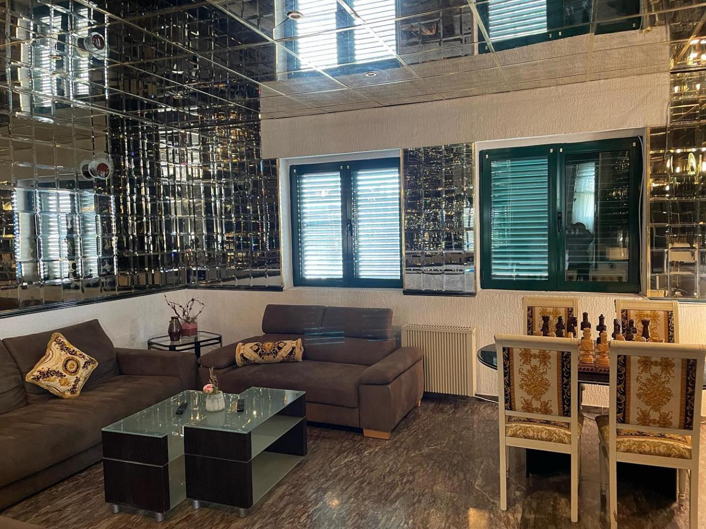 Hotel Marco Polo Слатине Экстерьер фото